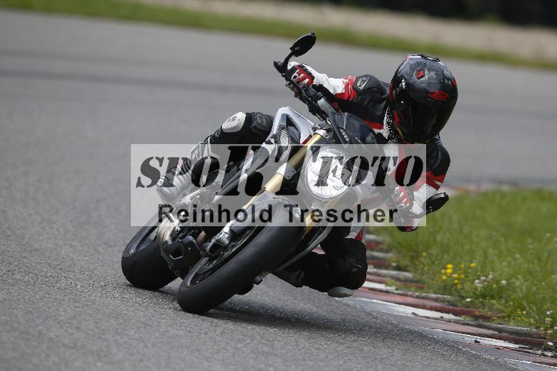 /Archiv-2024/29 12.06.2024 MOTO.CH Track Day ADR/Gruppe gelb/14